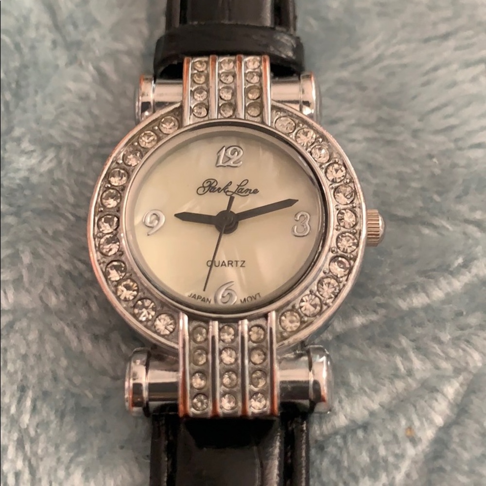 Fashion bling watch